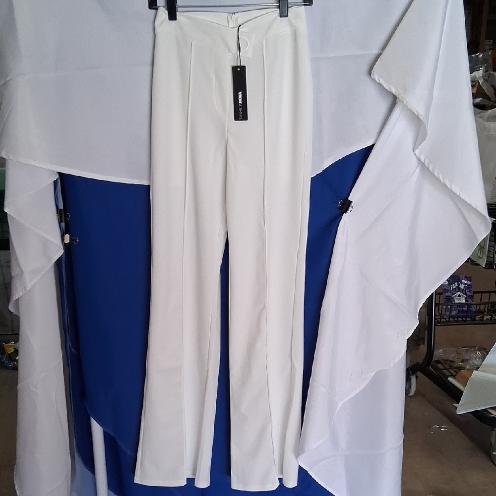 NWT Womens Fashion Nova Call It Even Wide Leg White Dress Pants Sz. Med